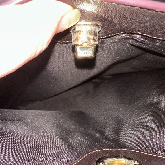 COACH TURNLOCK TOTE IN SIGNATURE JACQUARD BROWN - Picture 15 of 17